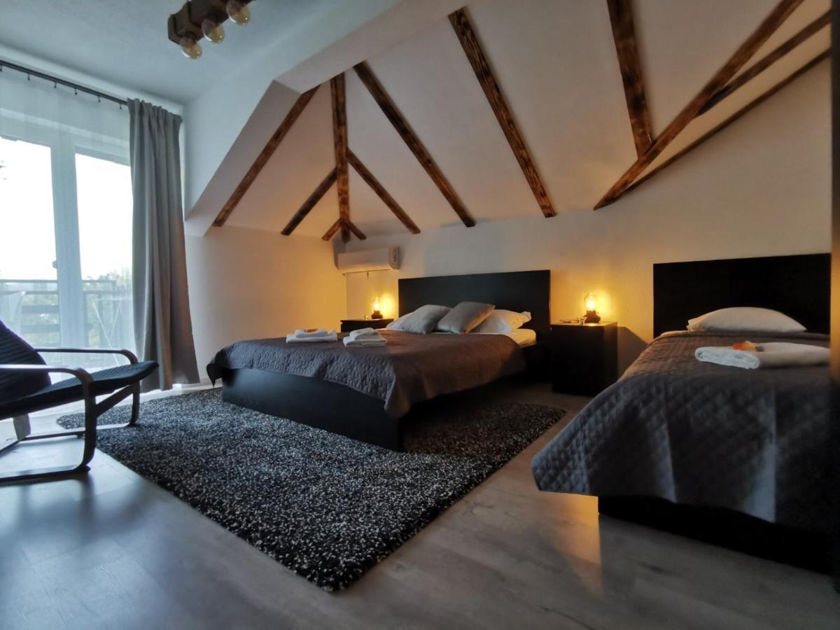 Hotel Kuca Za Odmor-Zelena Oaza Golubac Exterior foto